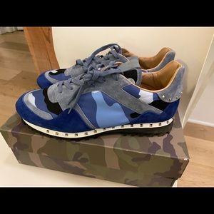 Valentino Sneakers